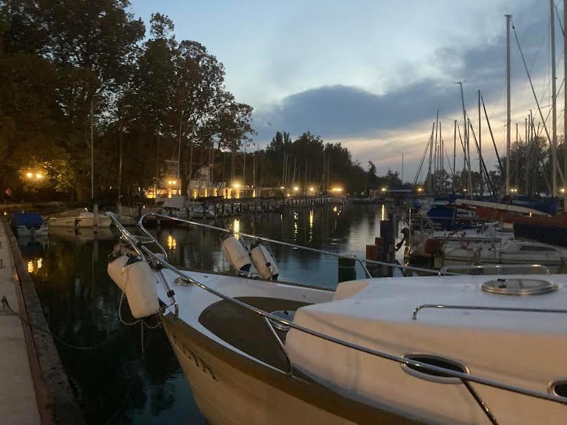 Zawia Apartman Apartment Balatonföldvár Екстериор снимка